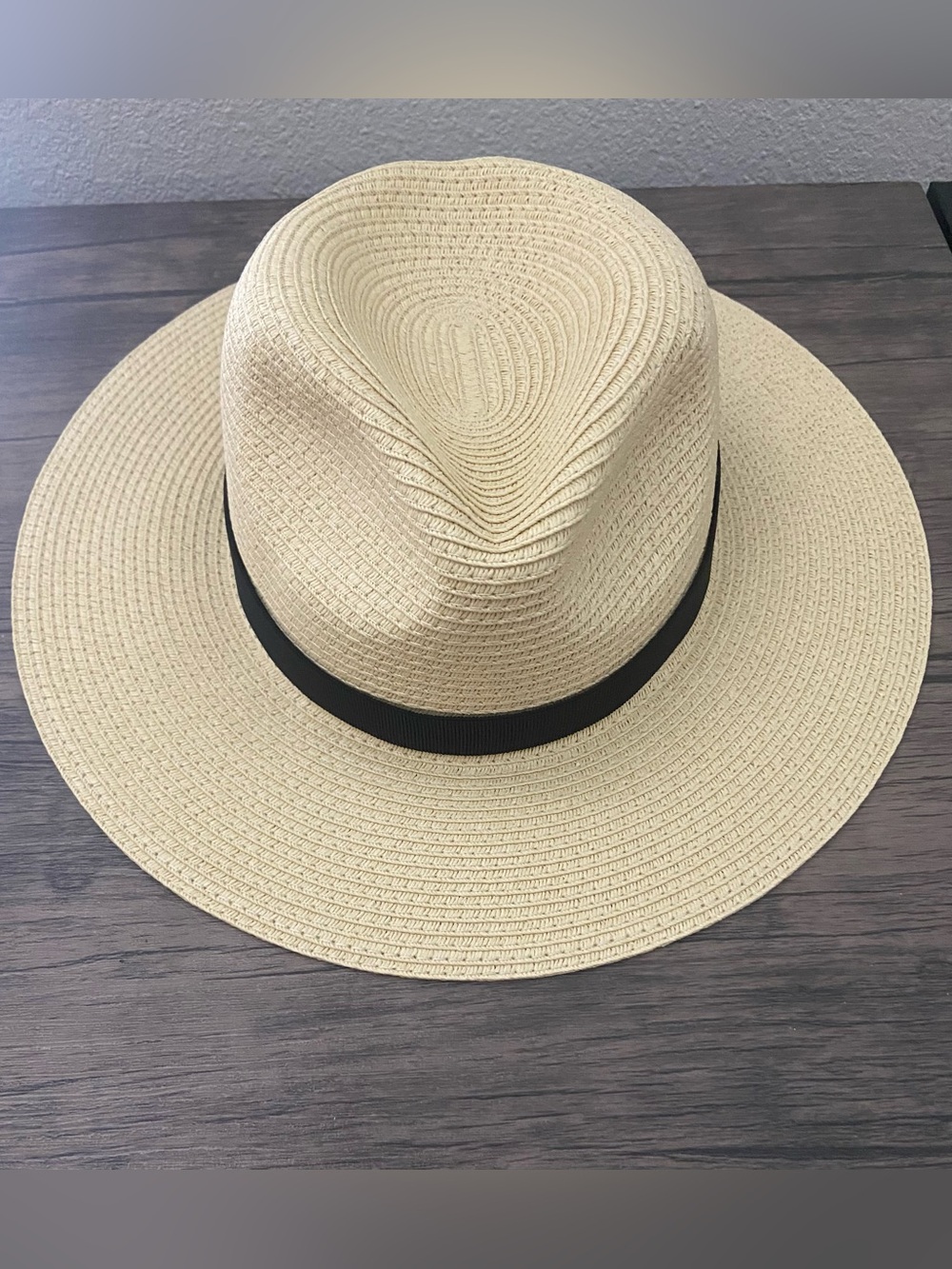 Women’s Cream Straw Fedora with Black Band